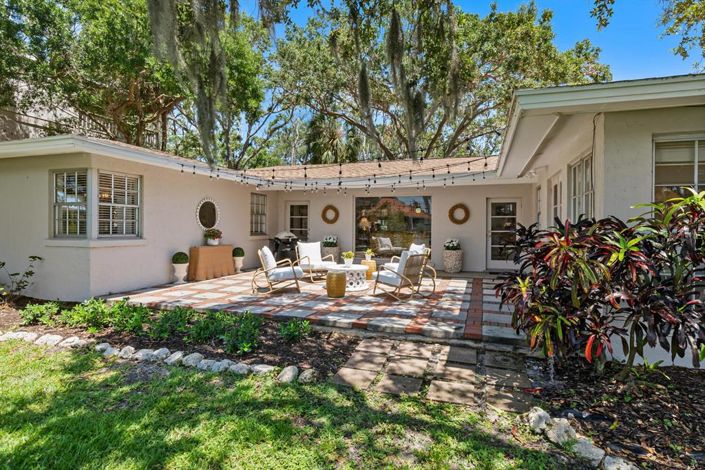 Image No.35-2 Bed Property for sale