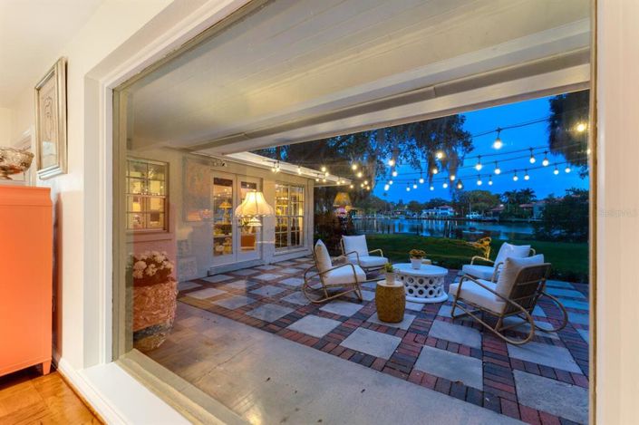 Image No.50-2 Bed Property for sale