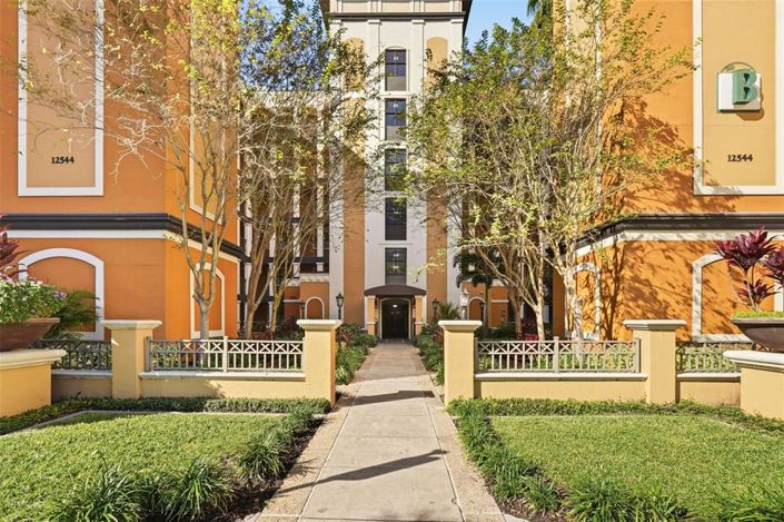 Image No.2-Propriété de 3 chambres à vendre à Orlando