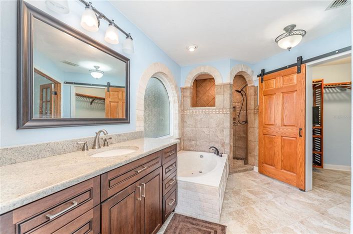 Image No.9-4 Bed Property for sale