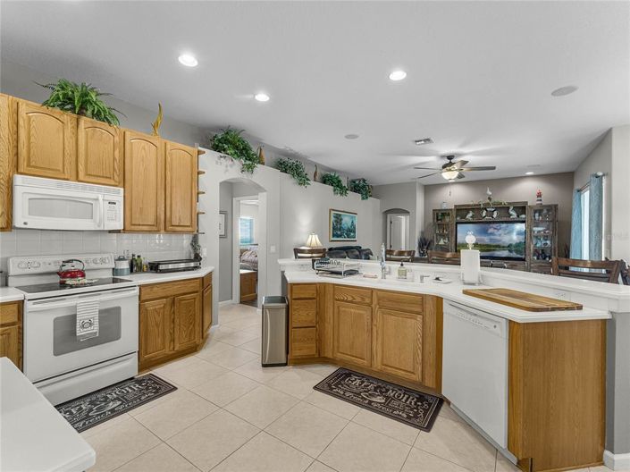 Image No.16-4 Bed Property for sale