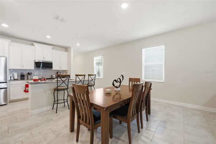 Image No.15-3 Bed Property for sale