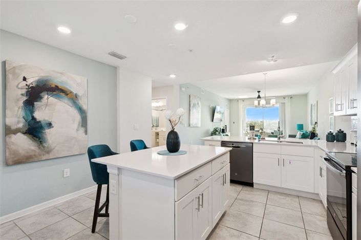 Image No.11-2 Bed Property for sale