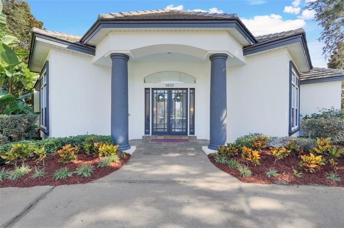 Image No.7-6 Bed Property for sale