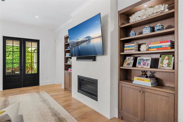 Image No.19-5 Bed Property for sale