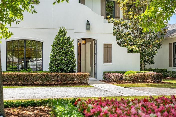 Image No.5-5 Bed Property for sale