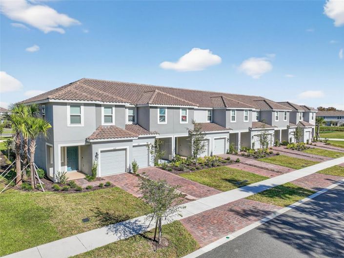 Image No.2-Maison de ville de 3 chambres à vendre à Kissimmee