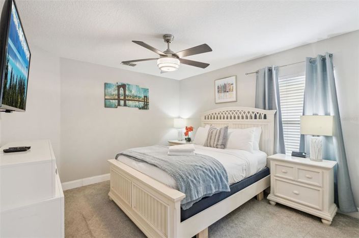 Image No.28-5 Bed Property for sale