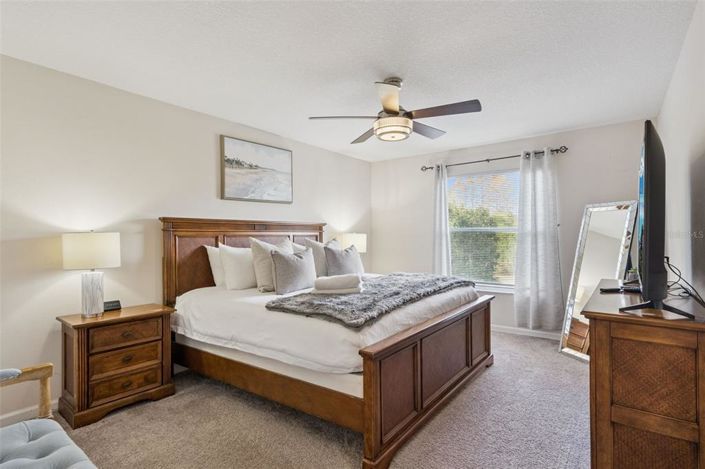 Image No.31-5 Bed Property for sale