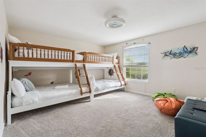 Image No.35-5 Bed Property for sale