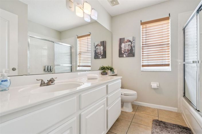 Image No.37-5 Bed Property for sale