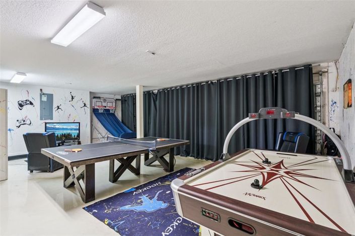 Image No.41-5 Bed Property for sale