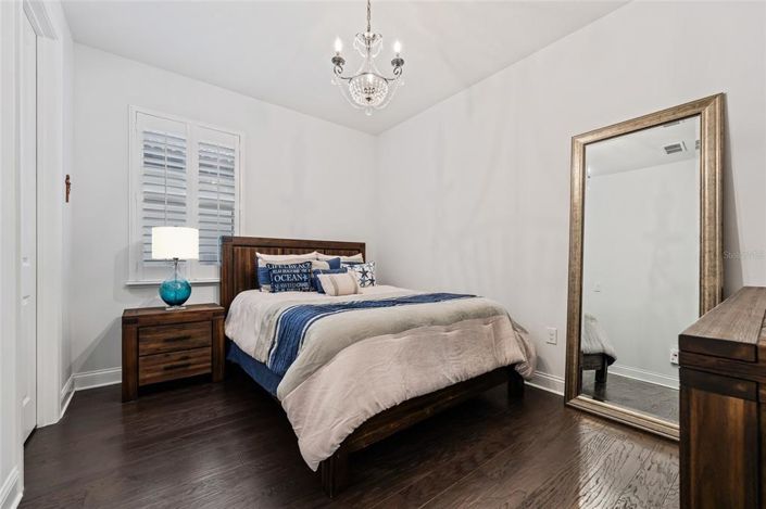 Image No.13-4 Bed Property for sale