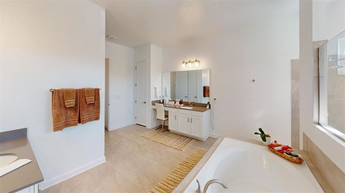 Image No.15-4 Bed Property for sale