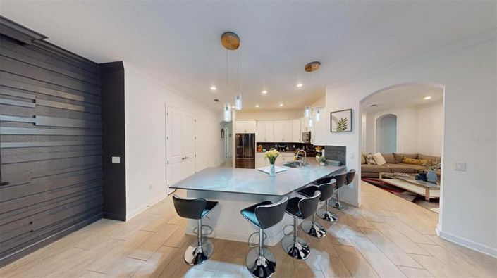 Image No.5-4 Bed Property for sale