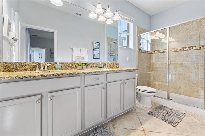 Image No.25-5 Bed Property for sale