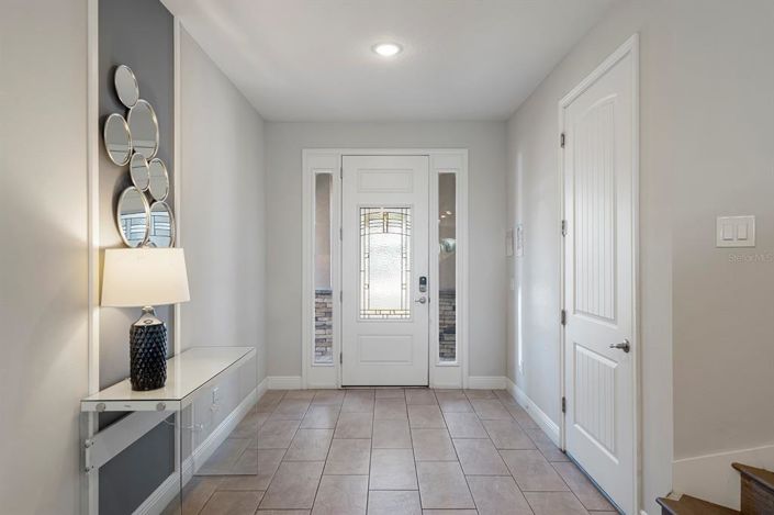 Image No.6-6 Bed Property for sale