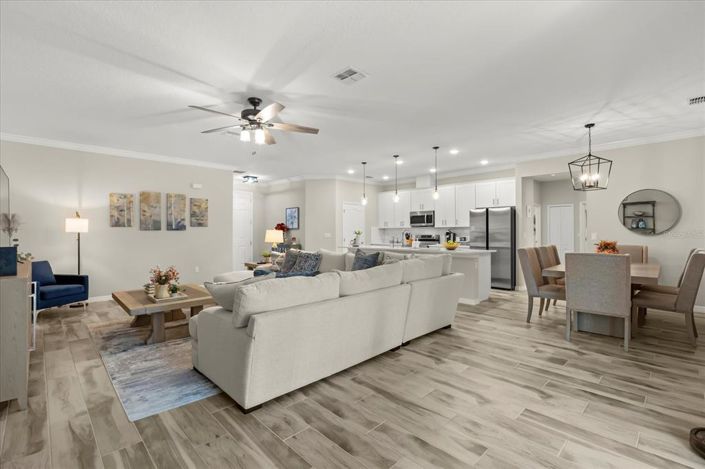 Image No.11-3 Bed Property for sale