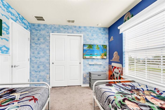 Image No.36-5 Bed Townhouse for sale