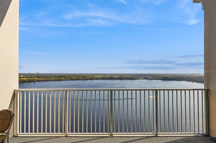 Image No.26-1 Bed Property for sale