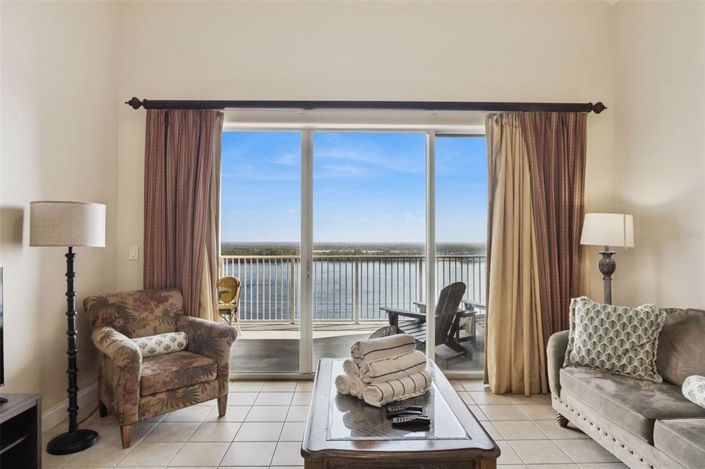 Image No.3-1 Bed Property for sale