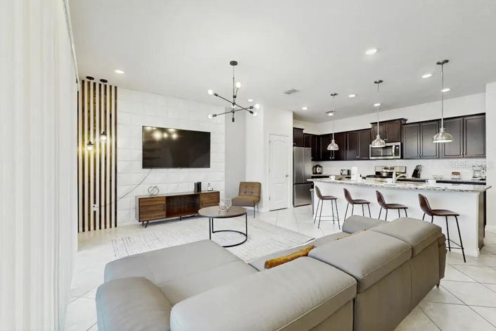 Image No.3-5 Bed Townhouse for sale