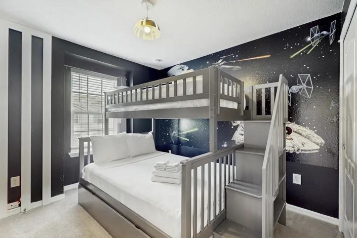 Image No.7-5 Bed Townhouse for sale