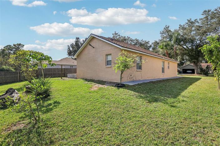 Image No.23-3 Bed Property for sale