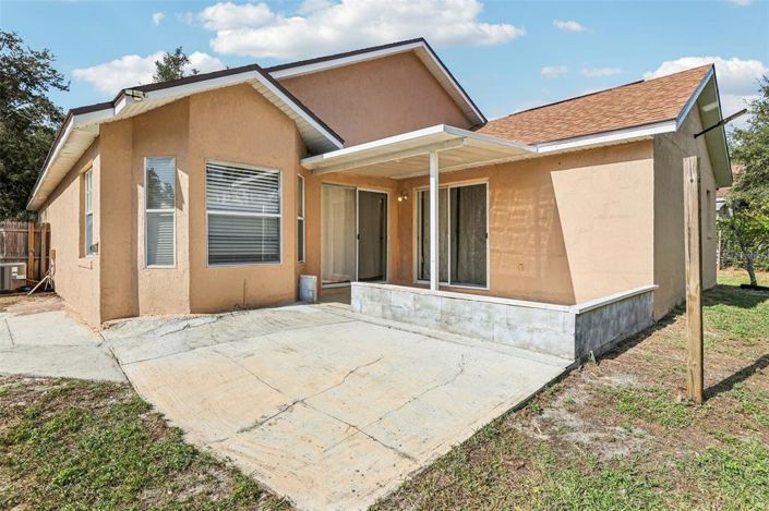 Image No.24-3 Bed Property for sale