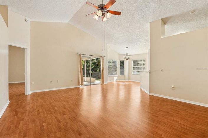 Image No.3-3 Bed Property for sale