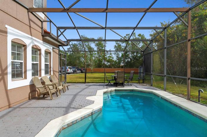 Image No.19-4 Bed Townhouse for sale