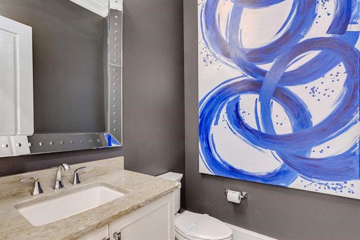 Image No.17-6 Bed Property for sale