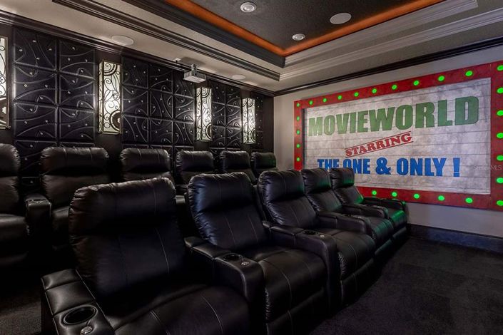 Image No.27-6 Bed Property for sale