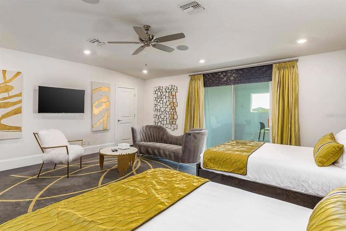 Image No.38-6 Bed Property for sale