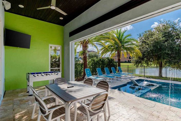 Image No.43-6 Bed Property for sale