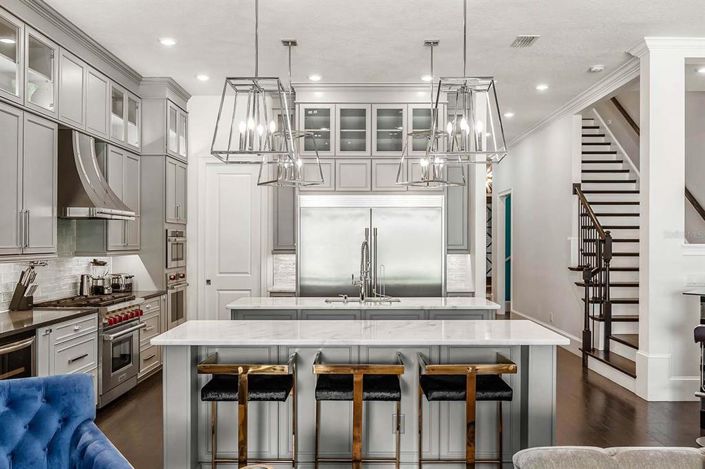 Image No.6-6 Bed Property for sale