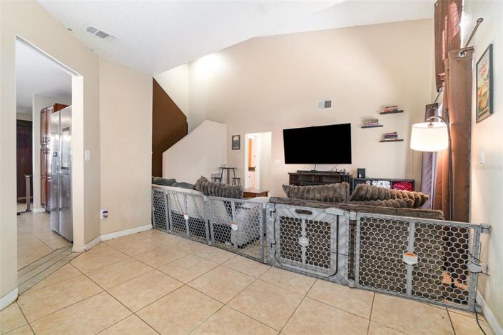 Image No.4-4 Bed Property for sale