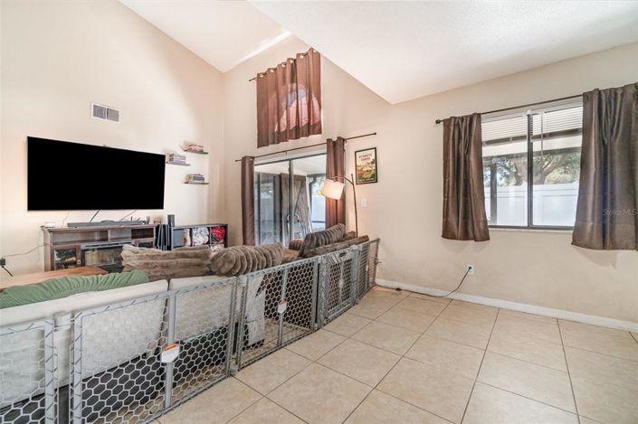 Image No.5-4 Bed Property for sale