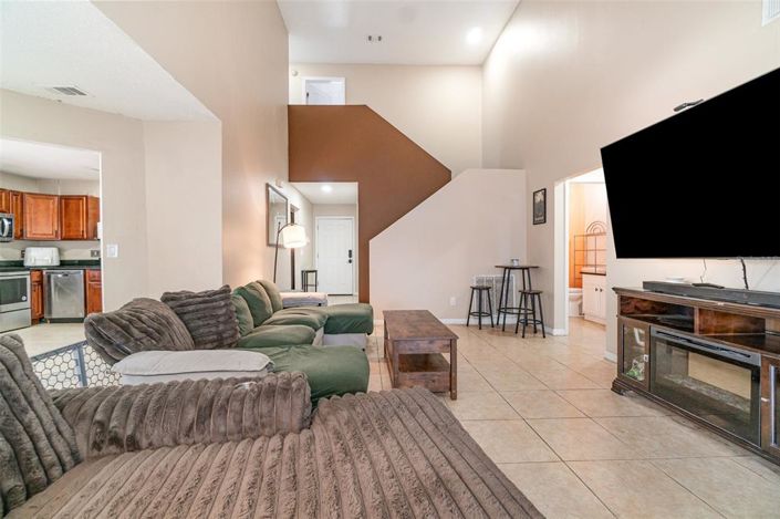 Image No.8-4 Bed Property for sale