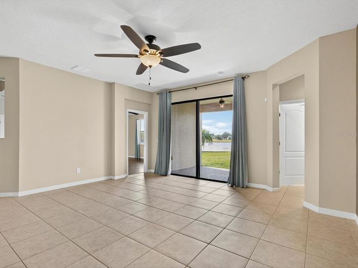 Image No.12-4 Bed Property for sale