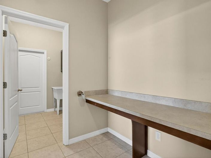 Image No.33-4 Bed Property for sale