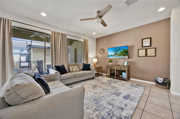 Image No.10-5 Bed Townhouse for sale