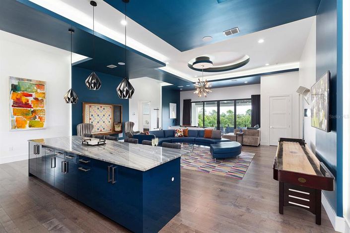 Image No.23-9 Bed Property for sale