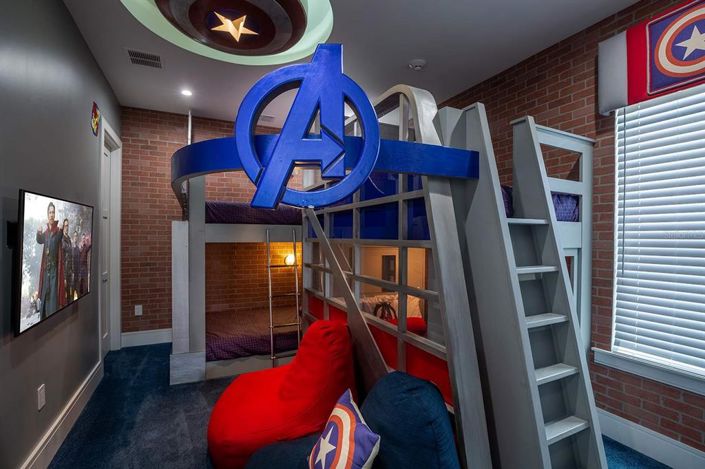 Image No.30-9 Bed Property for sale