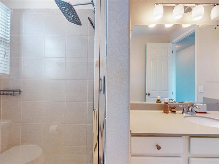 Image No.23-3 Bed Property for sale