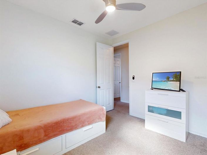 Image No.25-3 Bed Property for sale