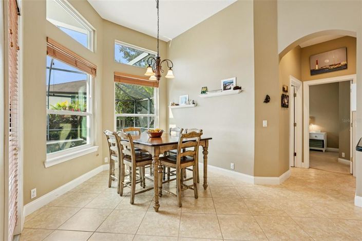 Image No.22-4 Bed Property for sale