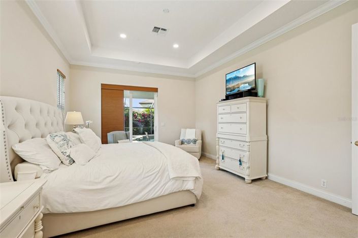 Image No.25-4 Bed Property for sale