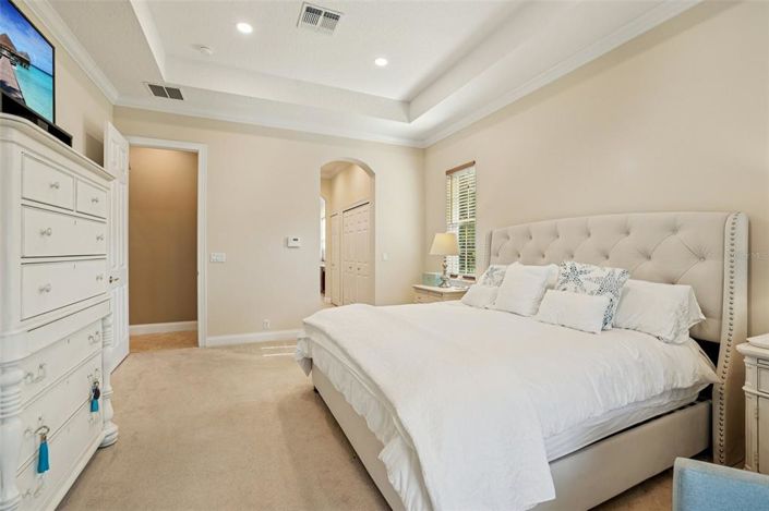 Image No.26-4 Bed Property for sale