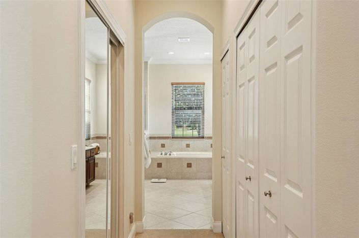 Image No.27-4 Bed Property for sale